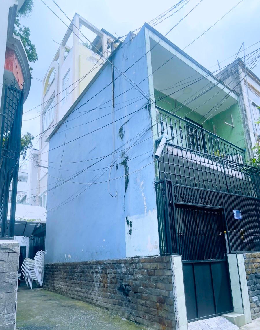 Hẻm xe hơi Phan Văn Trị F11 Bình Thạnh, 42M², Nhà 2 tầng, giá 3,7 tỷ.