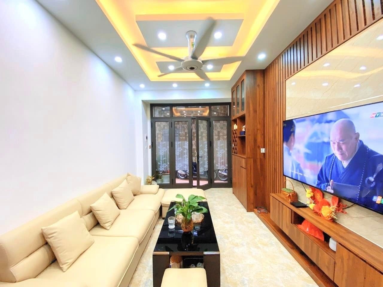 Bán nhà Mỹ Đình - 32m2, 4 tầng 1 tum Giá 4ty6 - Ngõ ô tô, an ninh, tiện ích