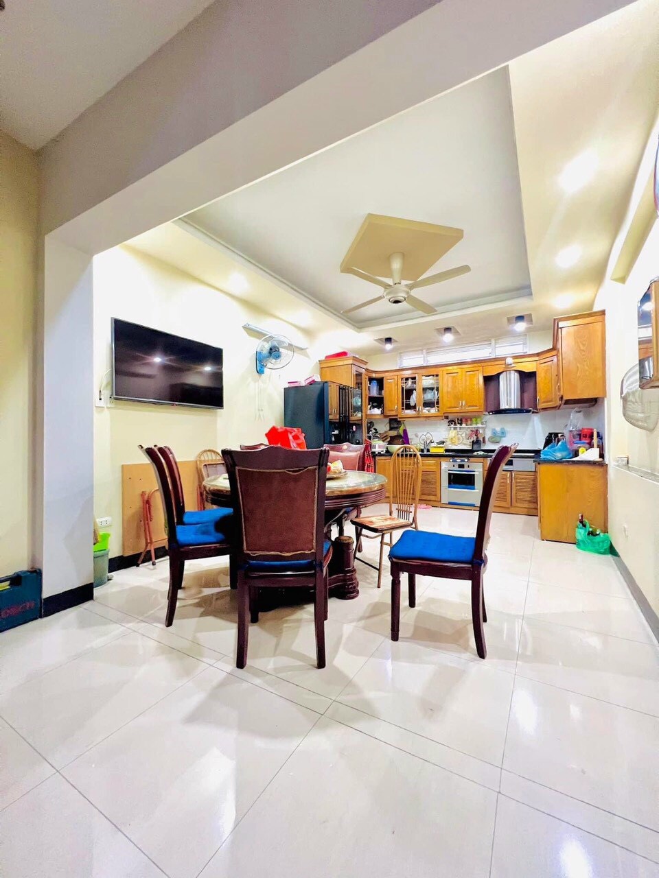 Bán Nhà Phố Tây Sơn Quận Đống Đa - DT 58m2 x 5T - An Sinh Tuyệt Vời.