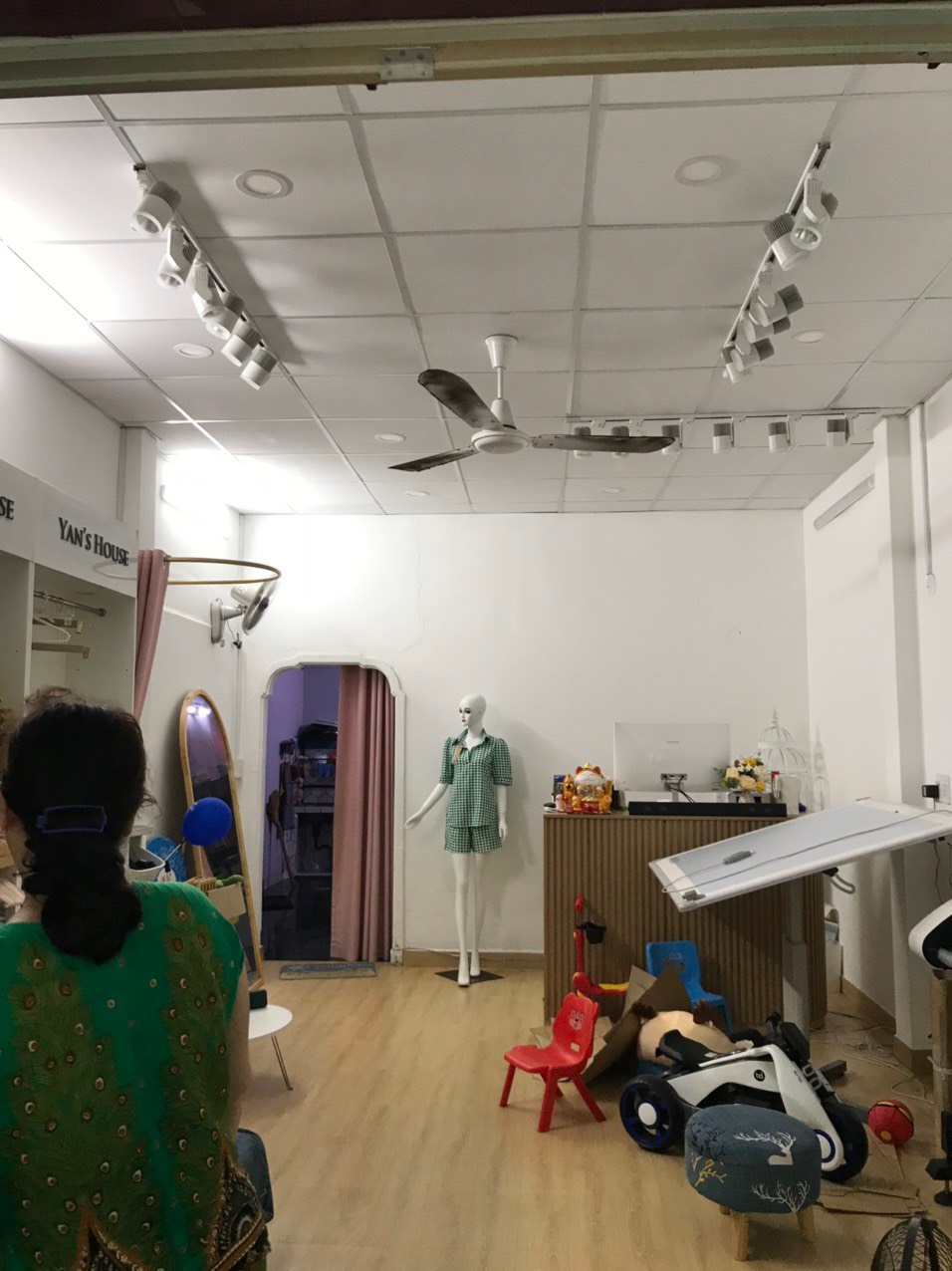 Cho thuê nhà HXH Tân Sơn Nhì quận Tân Phú 7 x 13 -2T chỉ 13 triệu TL.