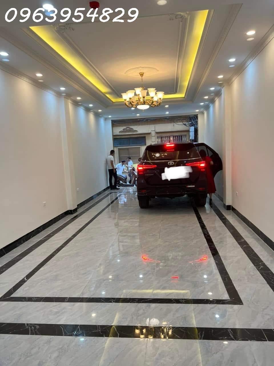 NHÀ ĐẸP NGUYỄN PHÚC LAI, PHÂN LÔ Ô TÔ TRÁNH, NGÕ THÔNG TỨ TUNG, 8 TẦNG THANG MÁY, CHỈ 17.5 TỶ.