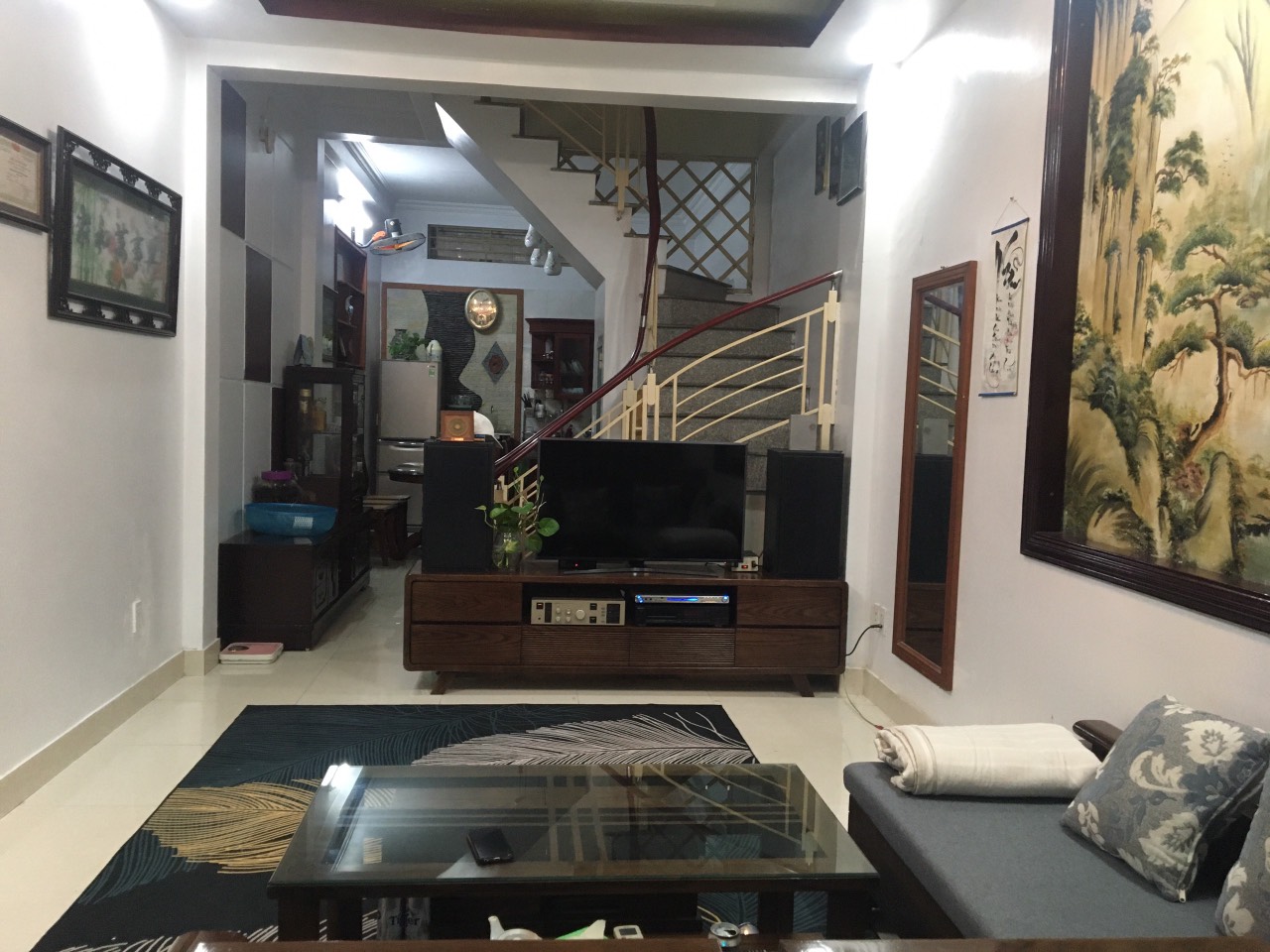 Bán nhà phố Thiên Lôi, 49m 3 tầng GIÁ 2.35 tỉ độc lập sân cổng riêng.