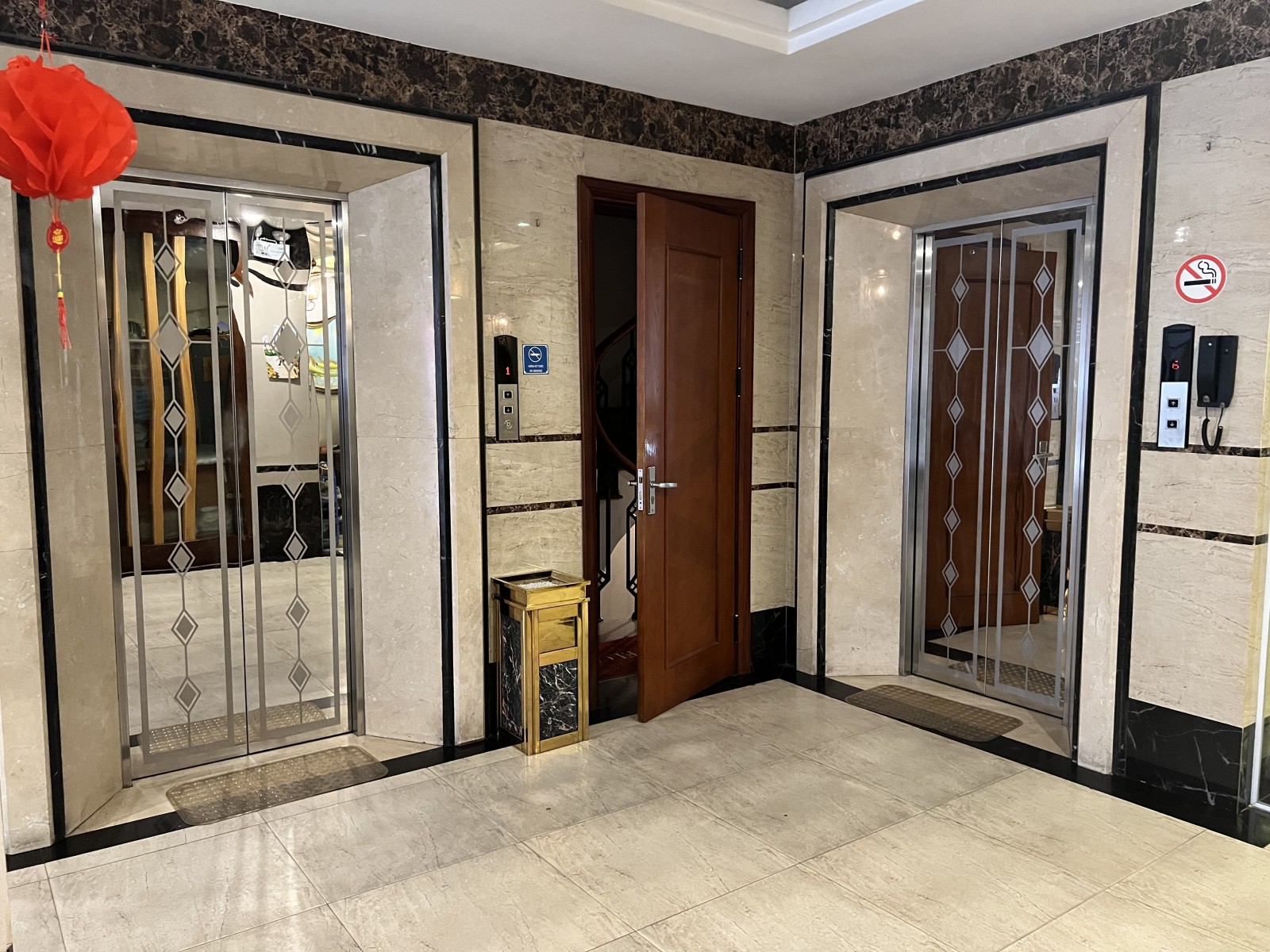 LÊ TRỌNG TẤN, THANH XUÂN,160M,MT8m,VỈA HÈ ĐÁ ÓNG,KD,GIÁ 27 TỶ.