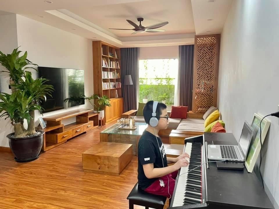 CC Học việc quốc phòng ! Nội Thất cao cấp 136m2 - 3PN 3WC Cửa Bắc, BC Tây nam giá 5.75 tỷ.