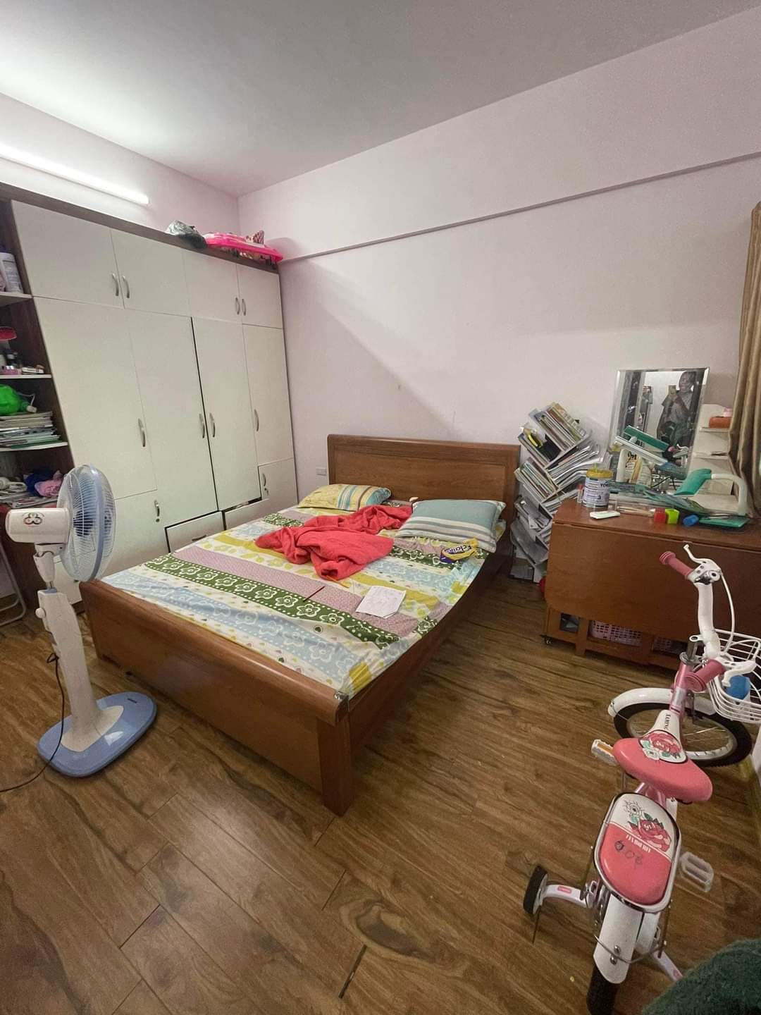 CHƯA ĐẾN 3 TỶ CÓ NHÀ BẮC TỪ LIÊM, LÔ GÓC , Ô TÔ ĐỖ GẦN, 4 TẦNG.