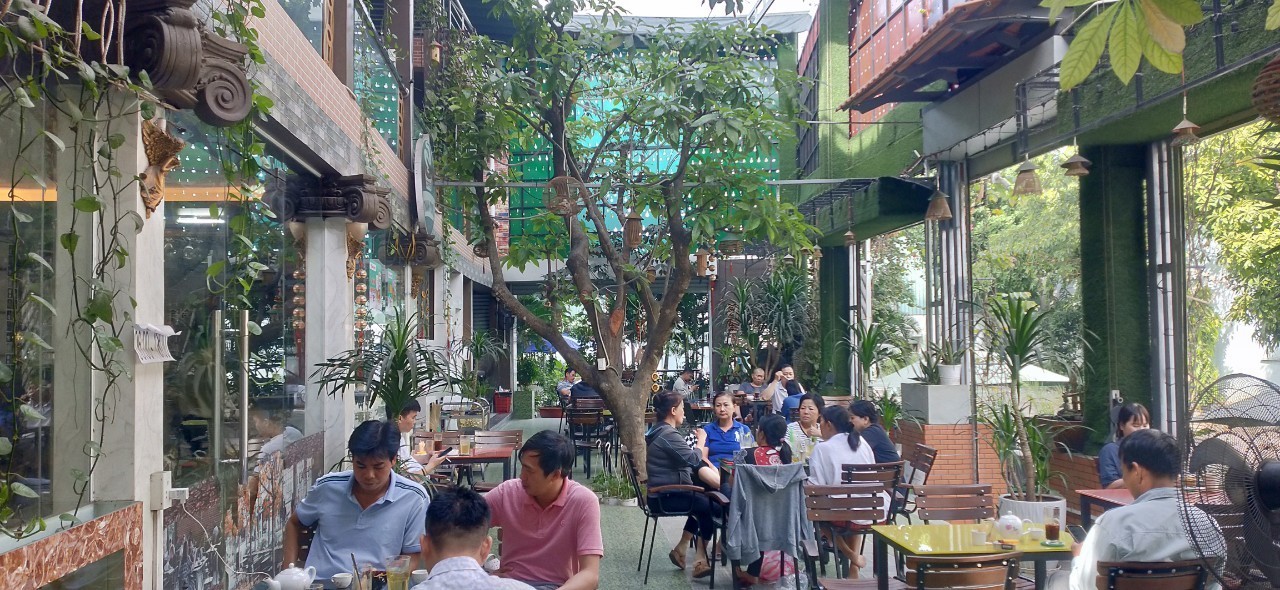 Bán hoặc cho Thuê căn 156m2 ngay 3 MT trung tâm Quận Tân Phú