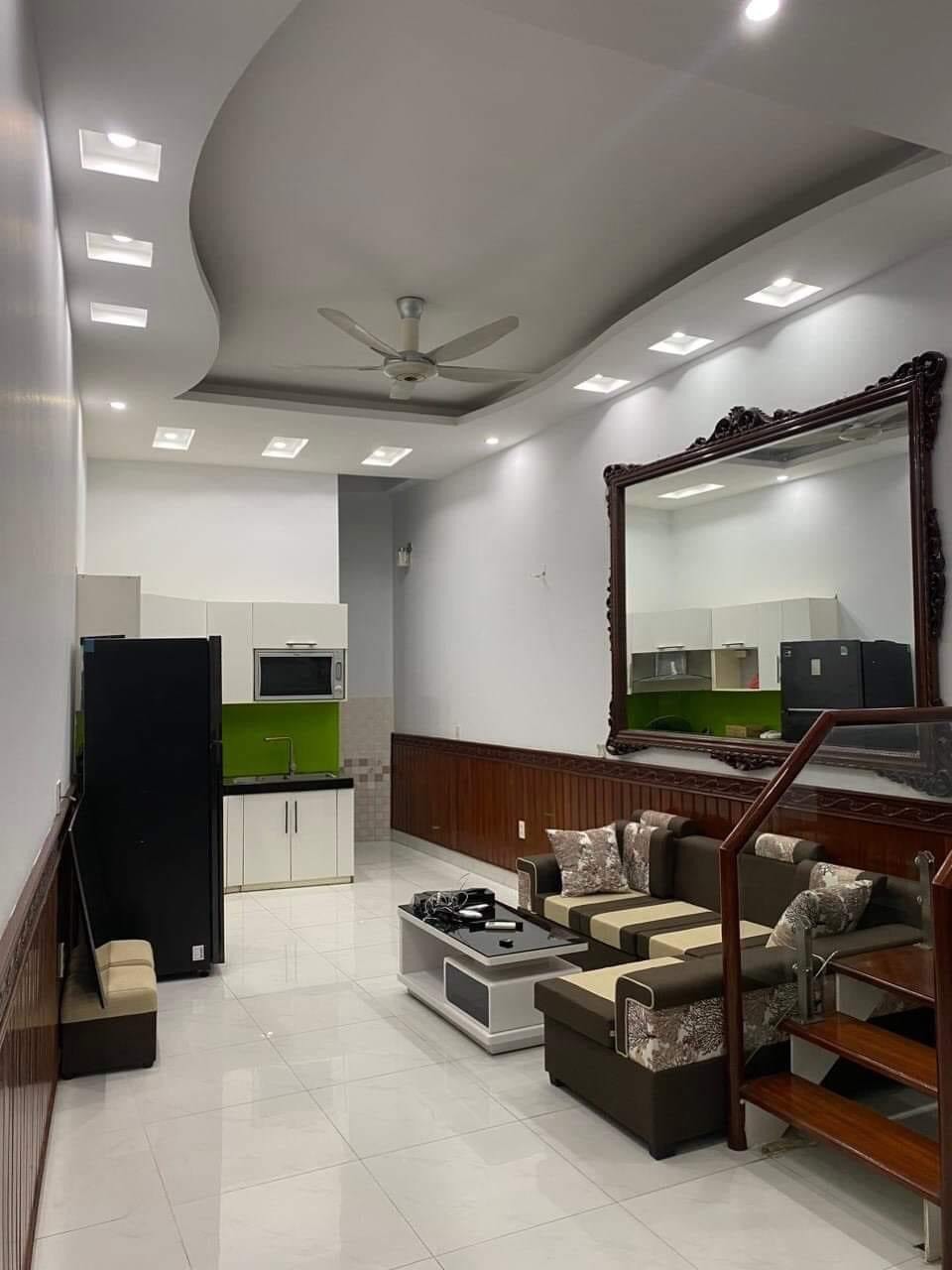 Bán Nhà Thái Thịnh, Đống Đa, Diện Tích 57m2 4 Tầng, 15m Ra Phố.