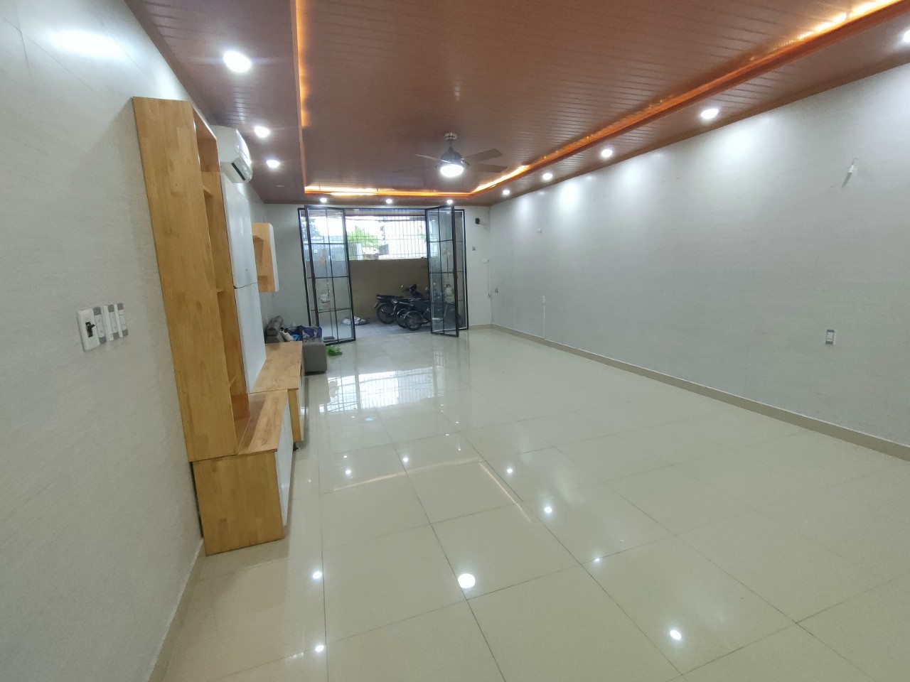 Cho thuê nhà Trung Lực 100M 2 tầng oto tận cửa giá 9tr