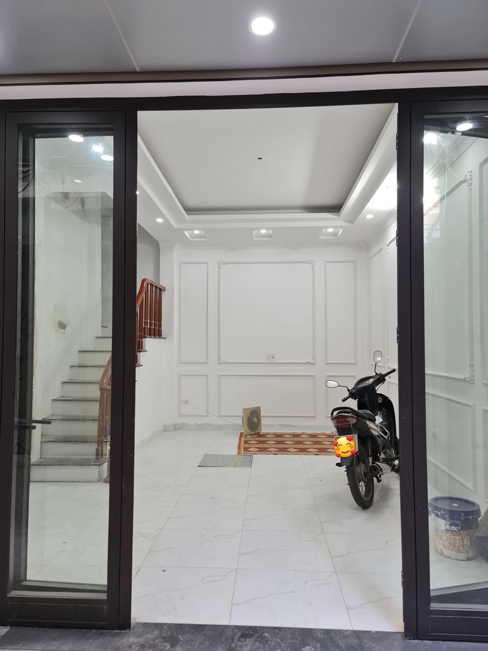 BÁN NHÀ - AN DƯƠNG - TÂY HỒ - 5 TẦNG - THANG MÁY - MỚI KÍNH KONG - LÔ GÓC, TRƯỚC CỬA Ô TÔ 7 CHỖ TRÁNH BA GÁC, NGỦ TRONG NHÀ