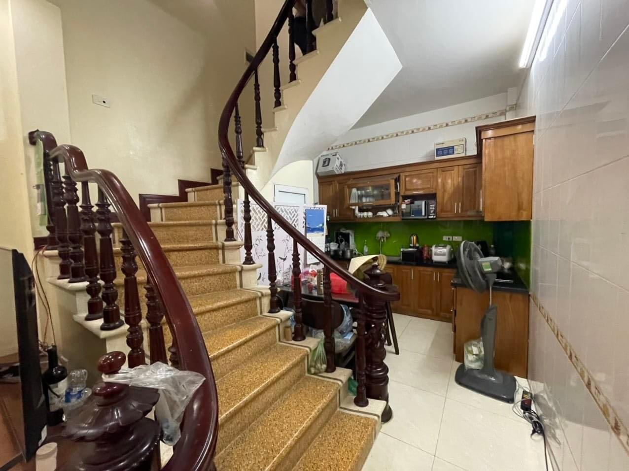 BÁN NHÀ - NGUYỄN KHANG - CẦU GIẤY PHÂN LÔ- Ô TÔ - KINH DOANH -NHÀ ĐẸP FULL NỘI THẤT