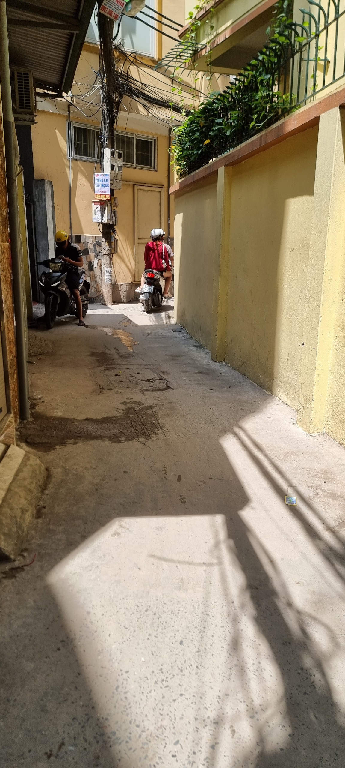 PHÁO ĐÀI LÁNG - MẶT NGÕ THÔNG - LÔ GÓC 2 MẶT TIỀN - CHO THUÊ & KINH DOANH TỐT - CHỈ HƠN 6 TỶ.