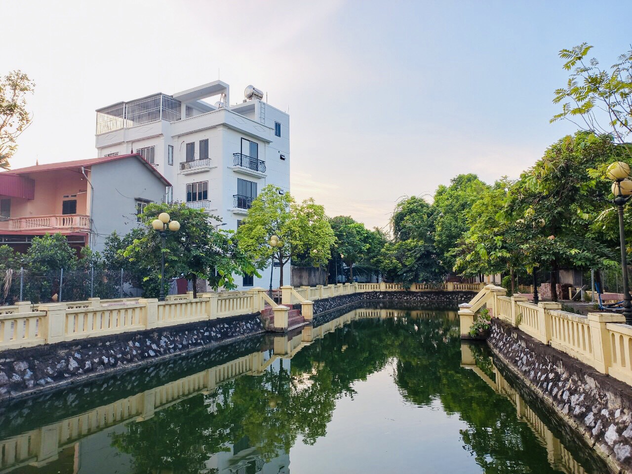 BÁN NHÀ 5 TẦNG LÔ GÓC 38/55M VIEW HỒ ĐIỀU HÒA Ô TÔ NGÀY ĐÊM TRÁNH ĐỖ HƠN 4 TỶ