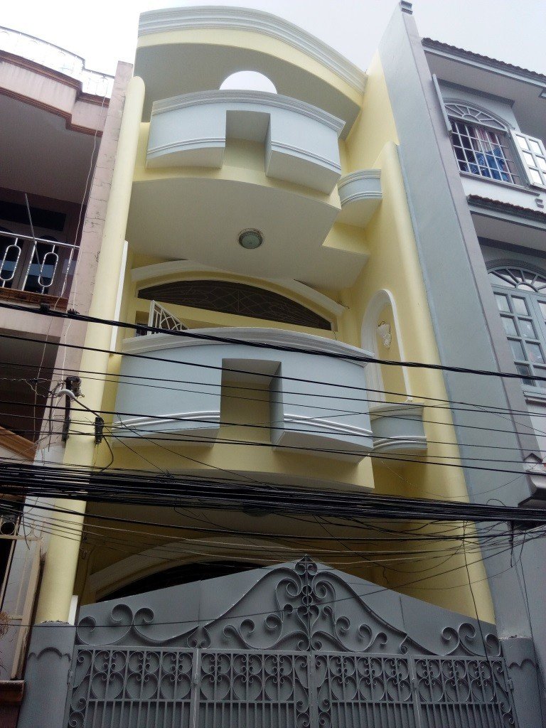 Cho thuê nhà HXT thông Thoại Ngọc Hầu quận Tân Phú 60m2 -3T BTCT 14tr TL.