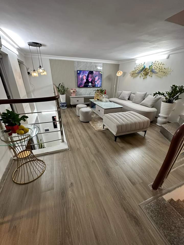 Cần Bán Gấp Nhà phố Thịnh Quang Đống Đa Hà Nội