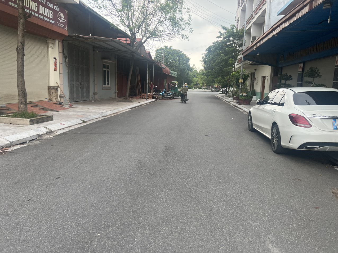 CHÍNH CHỦ CẦN B Á N GẤP ĐẤT UY NỖ ĐÔNG ANH ngay kho thiết bị số 6 NGÂN HÀNG ÉP KHÔNG THỂ CHỊU NỔI cần ra gấp giá