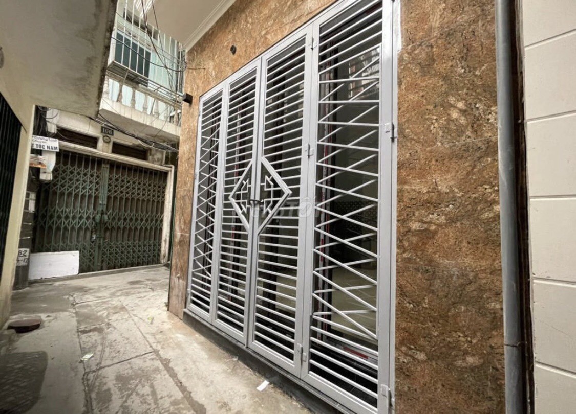 NHÀ MẶT NGÕ TẠI TÔN THẤT TÙNG THUỘC QUẬN ĐỐNG ĐA CÓ GIÁ 3,15 TỶ..