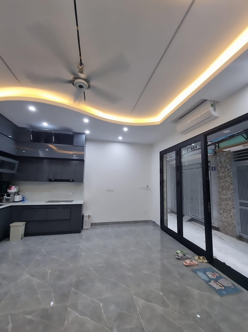 BÁN NHÀ KIM HOA - ĐỐNG ĐA - VIEW HỒ BA MẪU - 7 TẦNG THANG MÁY - MẶT TIỀN RỘNG