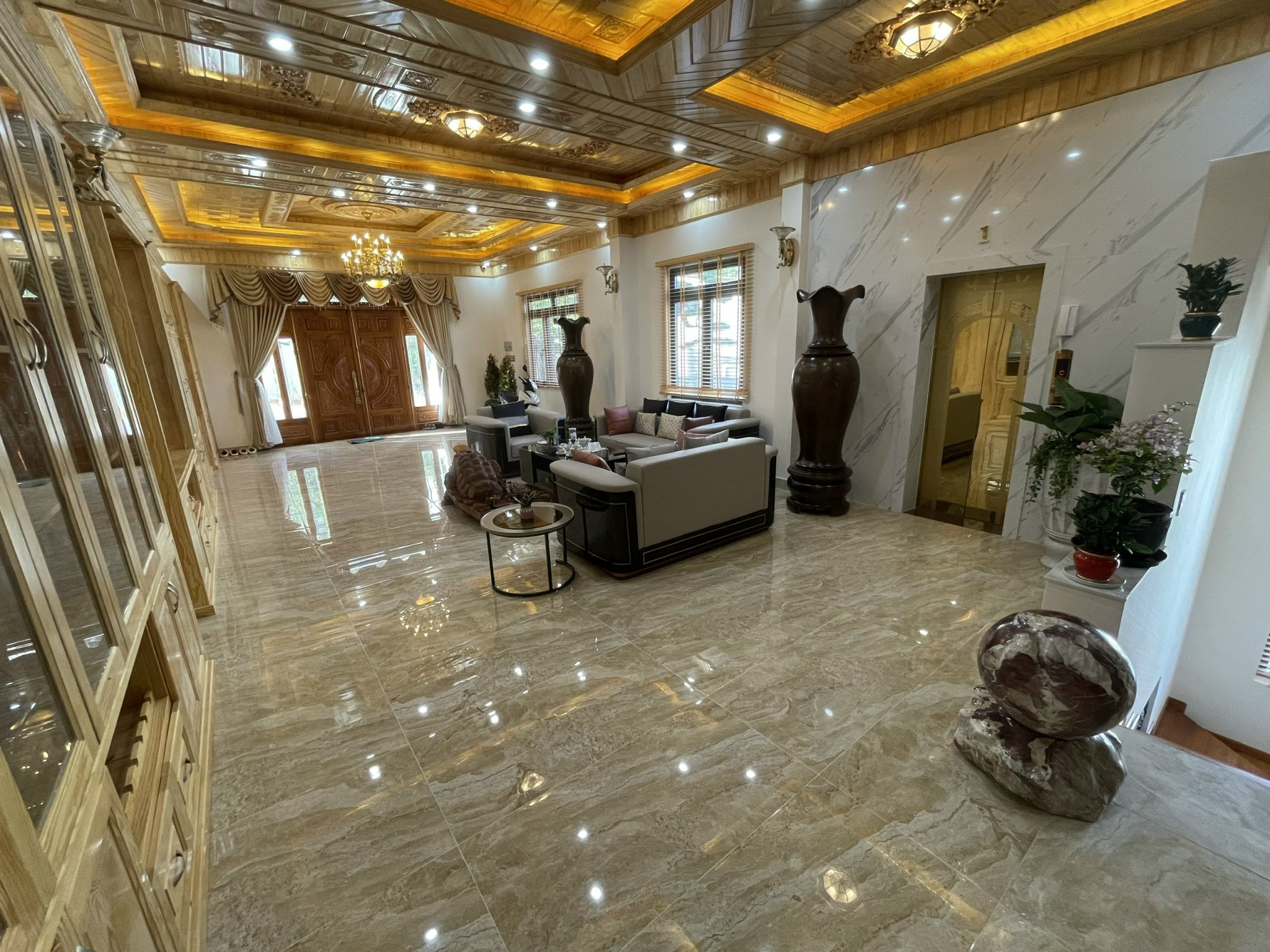 Bán biệt thự mới xây 222m2 khu quy hoạch An Sơn Đà Lạt view đồi thông, thiết kế hiện đại NT cao cấp.