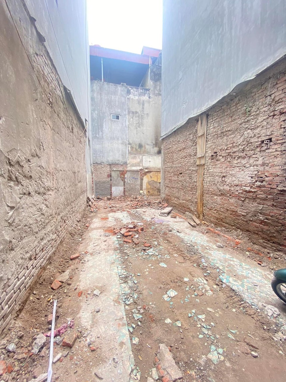 BÁN ĐẤT NGUYỄN TRÃI THANH XUÂN 64M CHỈ VỚI GIÁ 7 TỶ GẦN PHỐ NGÕ 3M XÂY CCMN TUYỆT ĐẸP