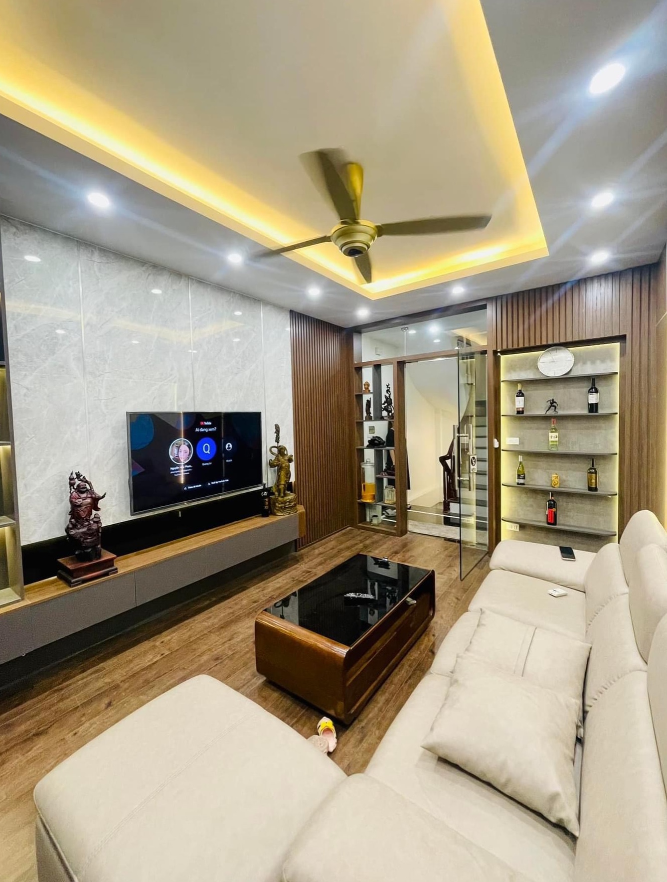 Bán nhà Phan Đình Giót Hà Đông. 33m2, mt 3.5m, 5 tầng mới, giá 4.15 tỷ, ô tô đỗ cửa, nội thất nhập.