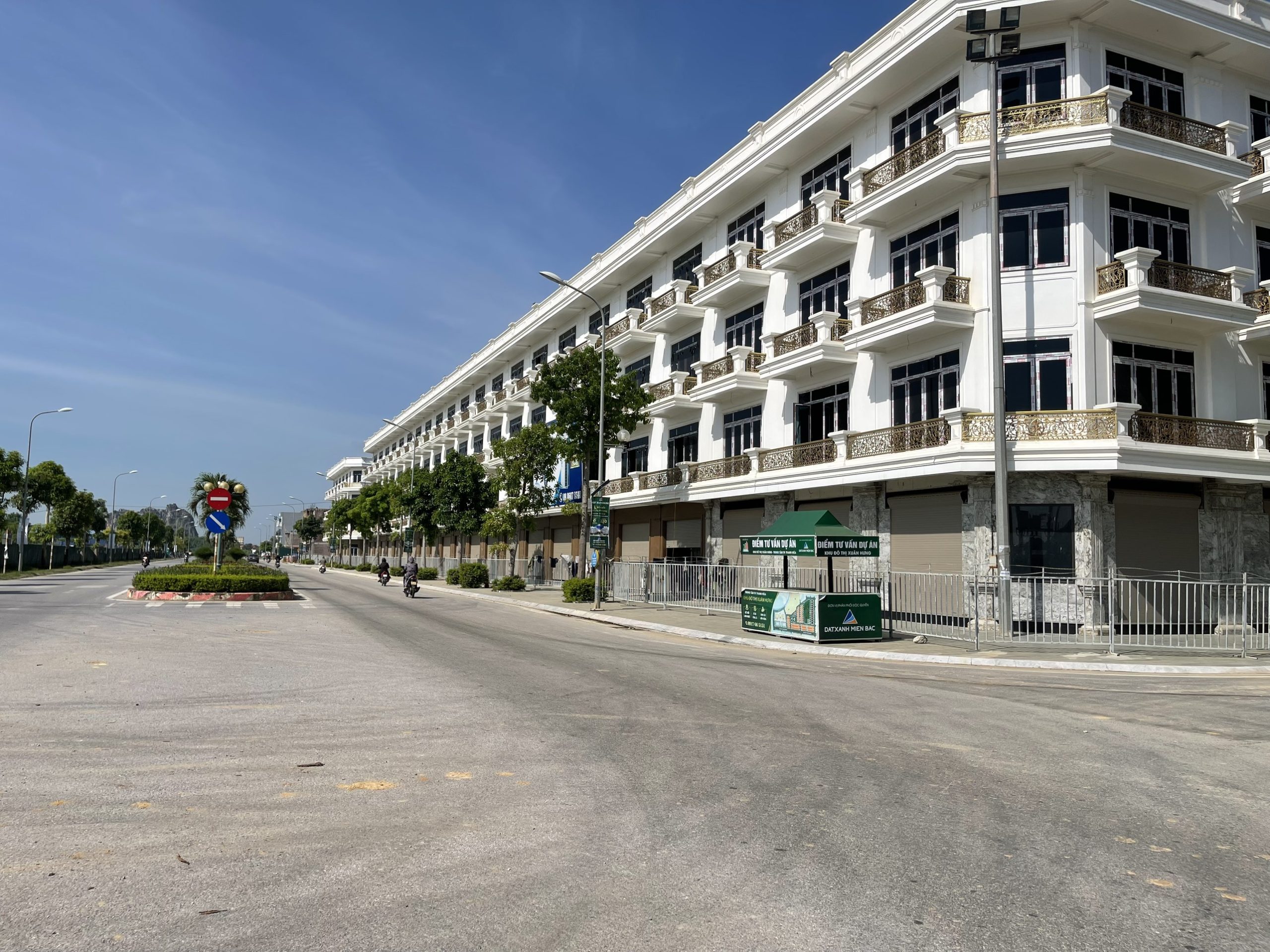 ƯU ĐÃI ĐỒNG GIÁ, NHÀ 4 TẦNG TP.THANH HÓA. GIÁ 3 TỶ 168. SANG TÊN SỔ NGAY.