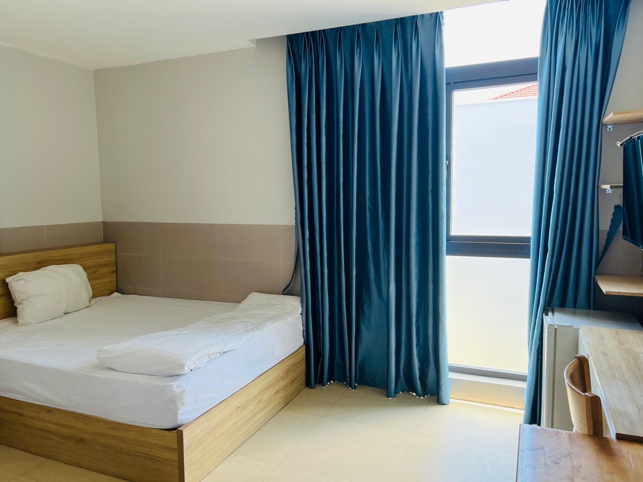 Căn hộ 5 tầng Phan Tứ gần trường ĐH kinh tế, gần biển, thu nhập 30 tr/tháng, chỉ 6,5 tỷ.