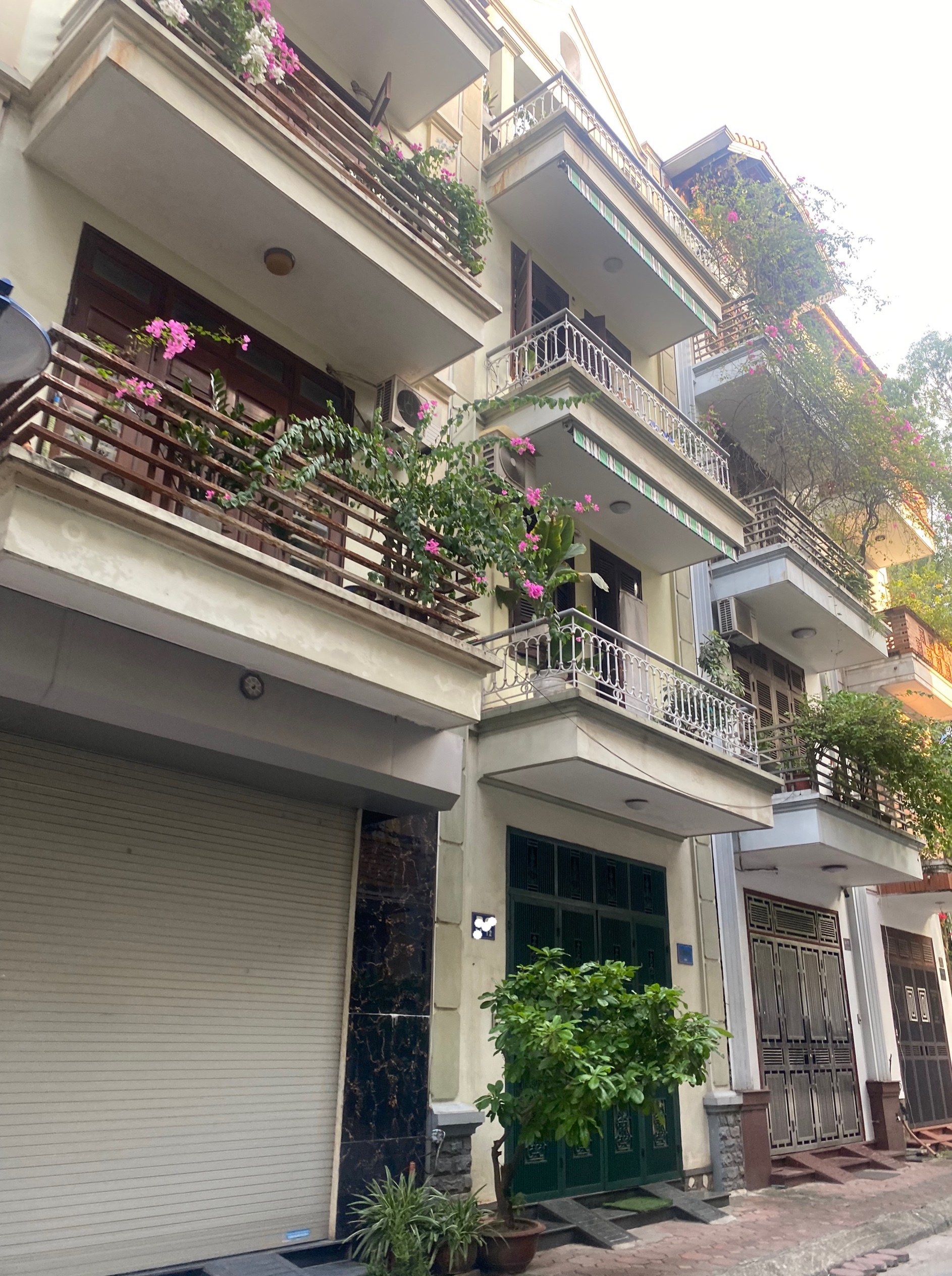 Bán nhà Phùng Khoang Nguyễn Trãi. 36m2, 4 tầng 5 ngủ, mt 7.5m, giá 3.7 tỷ, rất gần ô tô..