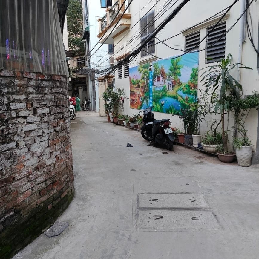 NGÕ 68 CẦU GIẤY - 55M2 ĐẤT - MẶT TIỀN 4.8M - VUÔNG ĐẸP - PHÙ HỢP XÂY CAO TẦNG CCMN - CHỈ HƠN 4 TỶ.