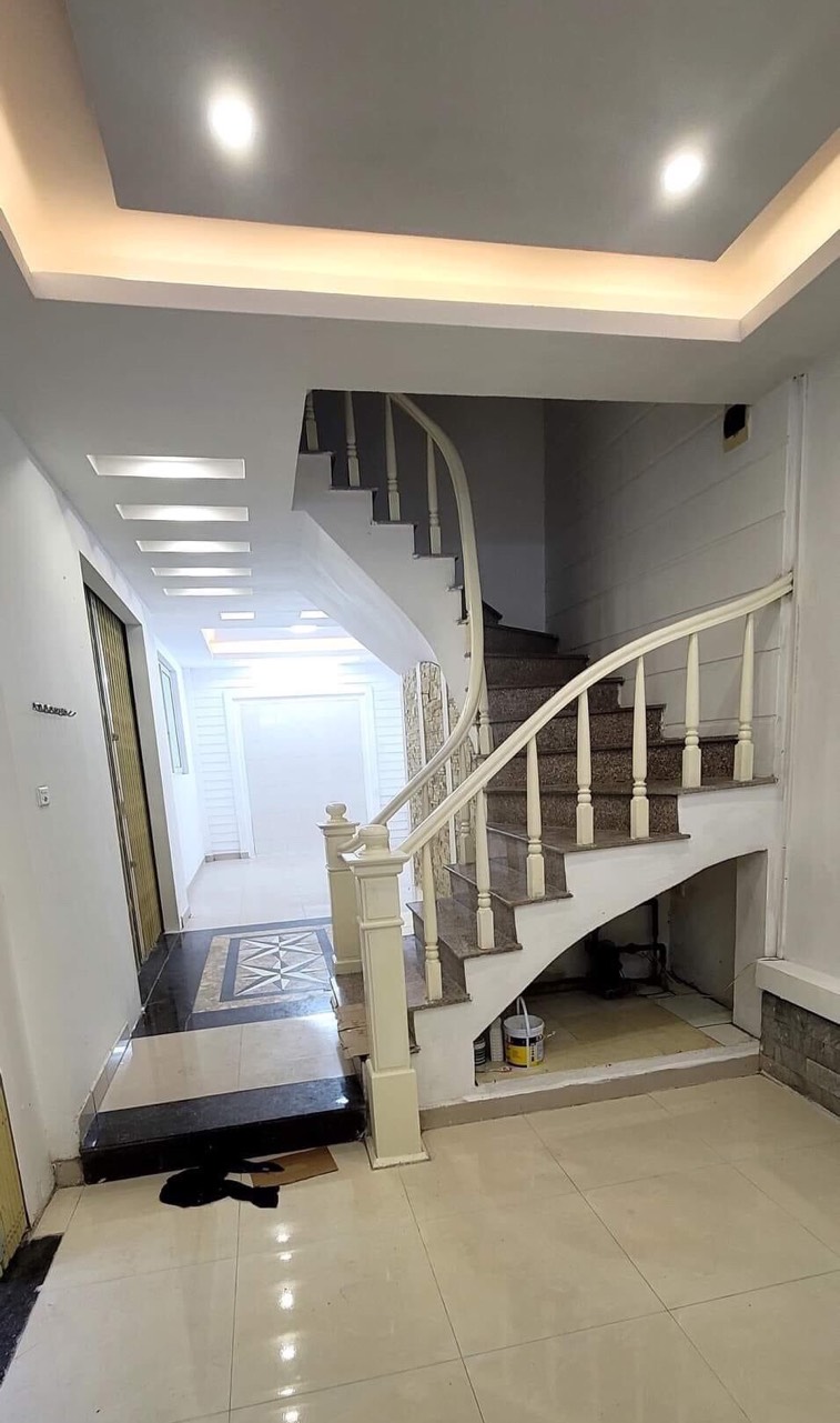 Bán Nhà Thái Hà, Đống Đa - DT 42m2 x 4 Tầng - Sổ Đỏ Chính Chủ, Ô Tô Đỗ Cổng..