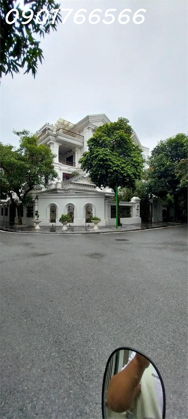 Biệt Thự Siêu Vip, Bán đảo Linh Đàm, Quận Hoàng Mai, 254 mx 4 T, Mt 12m, Giá nhỉnh 40 tỷ.