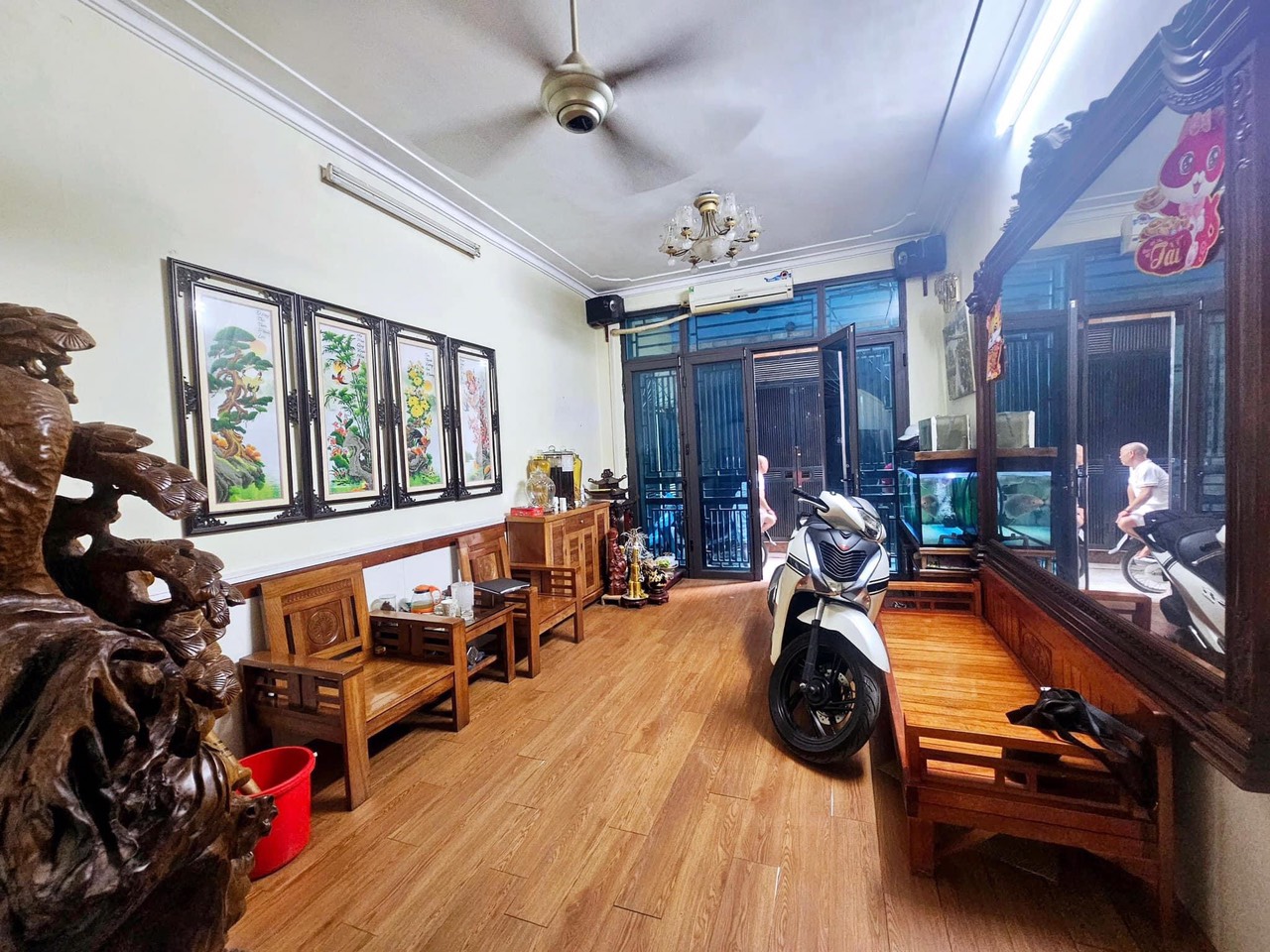 Nhà Sổ Đỏ Chính Chủ Phố Bùi Xương Trạch Q. Thanh Xuân, 40m2 x 5T - VÀI BƯỚC RA Ô TÔ.