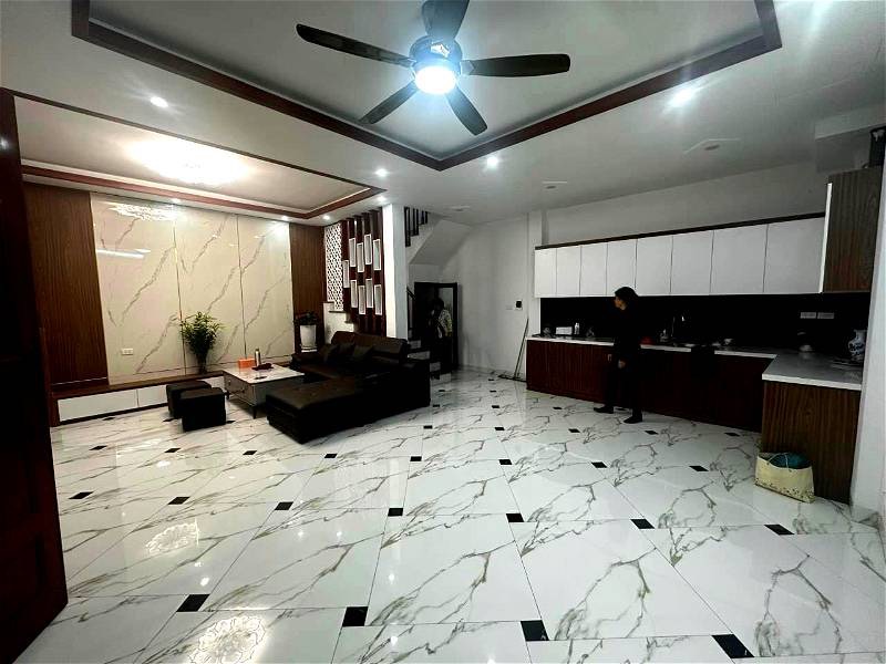 BÁN NHÀ VĂN HƯƠNG- TÔN ĐỨC THẮNG ĐỐNG ĐA NHÀ MỚI KÍNH COONG- LÔ GÓC 2 THOÁNG GẦN PHỐ NGÕ THÔNG