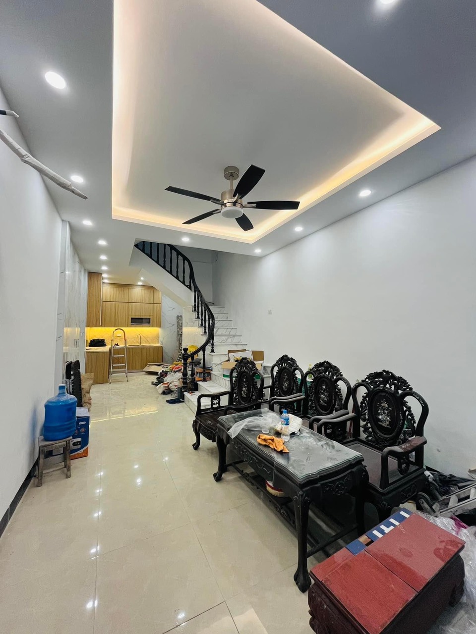 BÁN NHÀ- PHÁO ĐÀI LÁNG - ĐỐNG ĐA - VỊ TRÍ SIÊU ĐẮC ĐỊA - MẶT NGÕ RỘNG THÔNG TỨ PHÍA - Ô TÔ CÁCH 30M - NHÀ XÂY VUÔNG - CHỦ CẦN BÁN