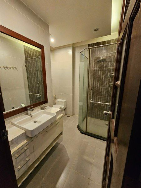 Bán Nhà Mặt Tiền Hoa Hồng, P2, Q.Phú Nhuận Giá 19.5 Tỷ.