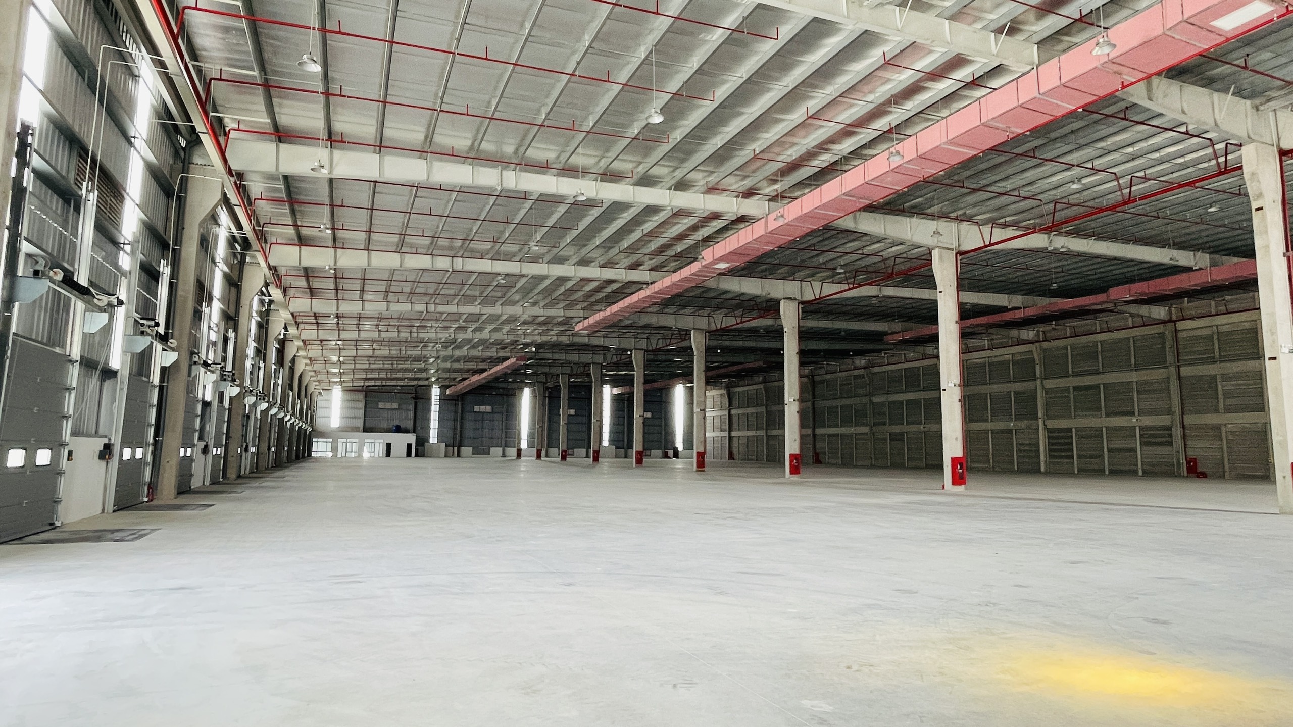 CHO THUÊ XƯỞNG MỚI 2600M 8000M KCN BẮC NINH.