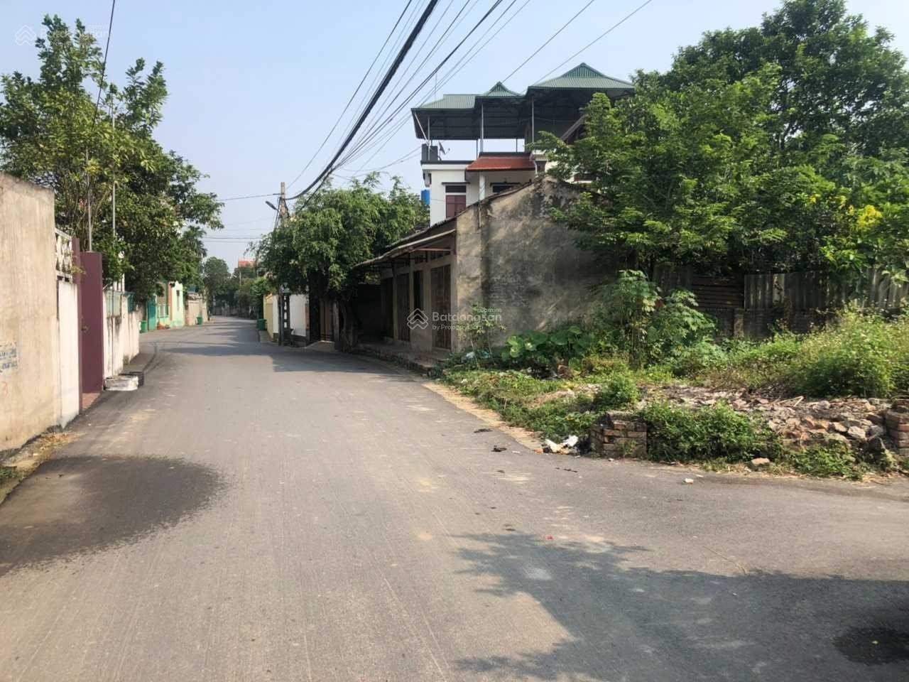 Chính chủ cần bán gấp 2 lô đất, đường lớn tại Thuận Thành, Bắc Ninh.