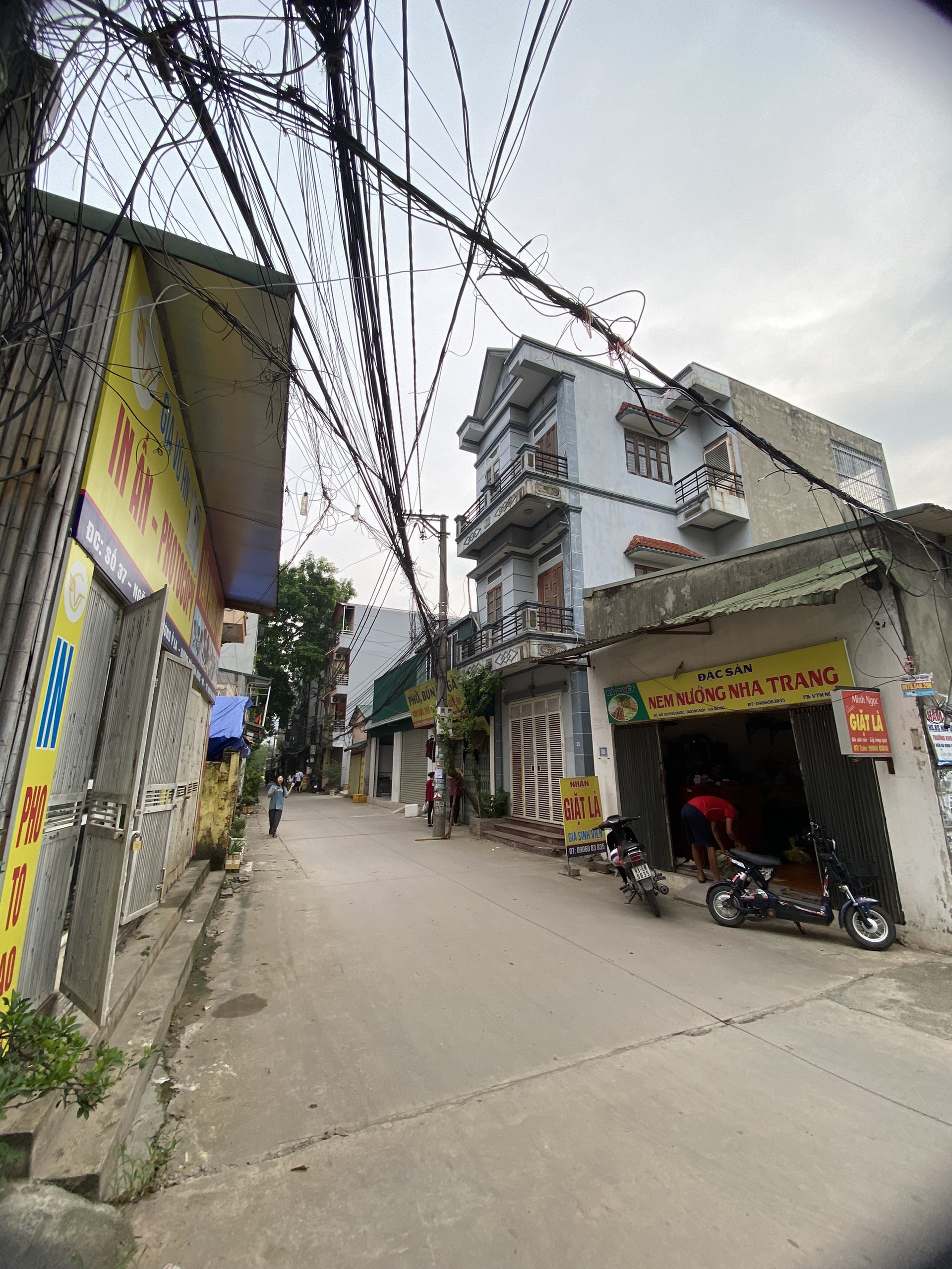 Cần tiền bán gấp mảnh đất ô tô vào nhà Ỷ La - Dương Nội - Hà Đông, ngay cạnh ĐH Kiểm Soát.
