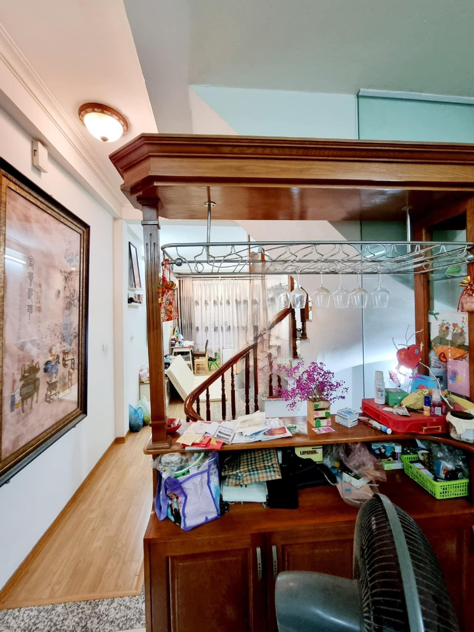 BÁN NHÀ - TRUNG KÍNH - CẦU GIẤY- KINH DOANH - 15M RA ÔTÔ - NGÕ THÔNG -TRẦN DUY HƯNG - GẦN PHỐ.