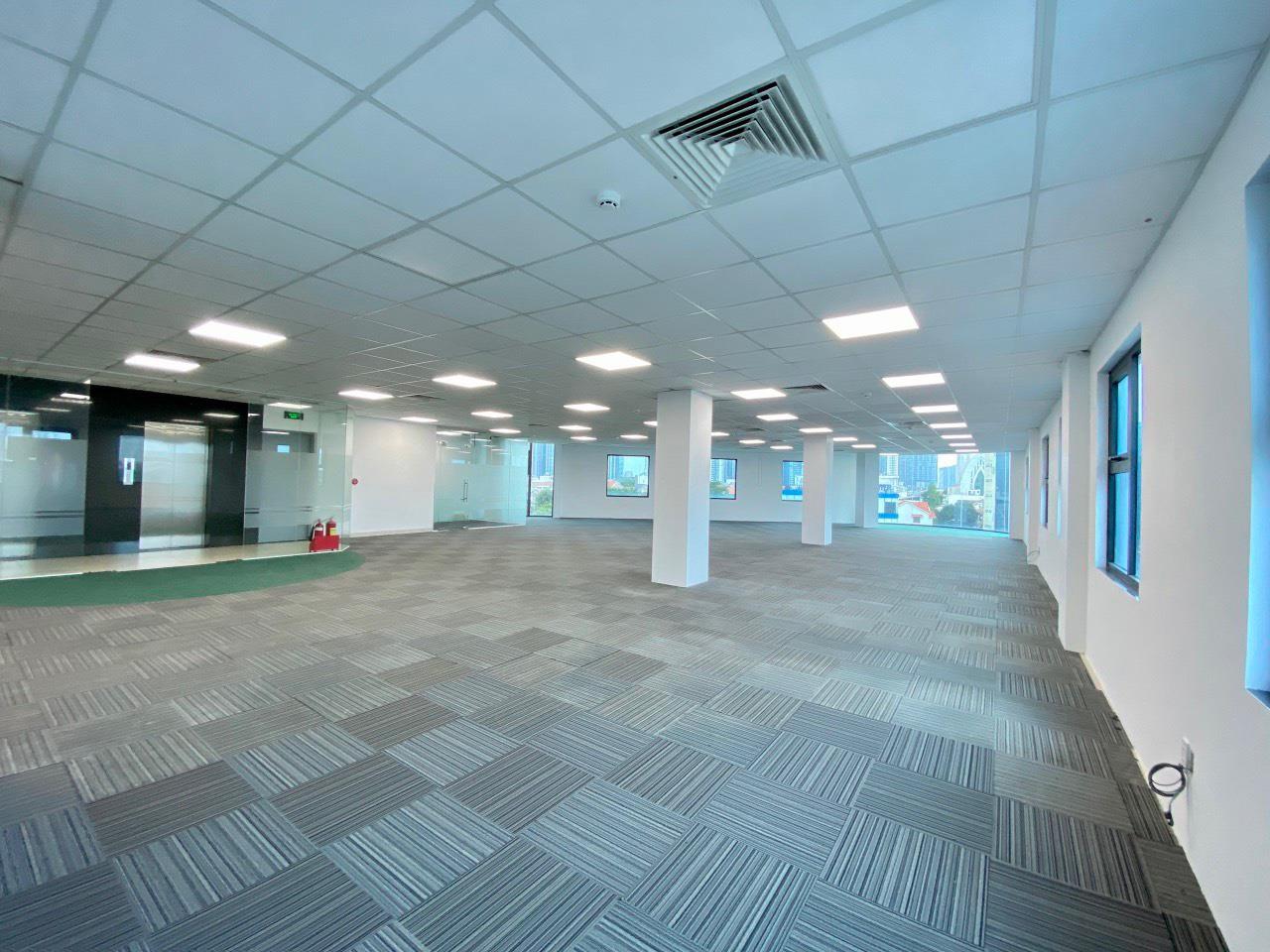 Cho Thuê Sàn Trống Tòa Nhà Văn Phòng 2 Mặt Tiền Đường Trần Não.