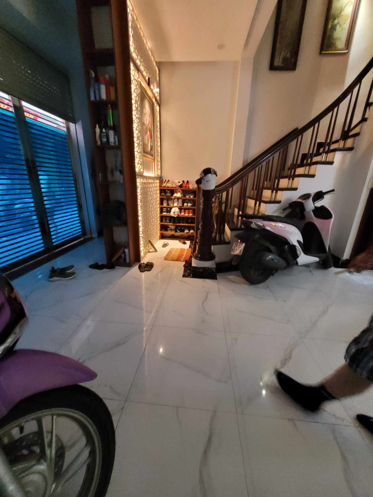 BÁN NHÀ DỊCH VỌNG HẬU CẦU GIẤY - 2 THOÁNG - TẶNG FULL NỘI THẤT, 52M, 5 TẦNG, 7.2 tỷ.