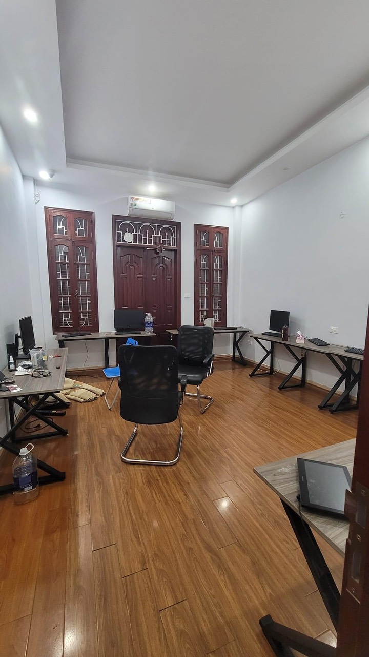 BÁN NHÀ PHÙNG CHÍ KIÊN CẦU GIẤY PHÂN LÔ OTO ĐỖ CỬA DIỆN TÍCH RỘNG GIÁ SIÊU HỢP LÝ