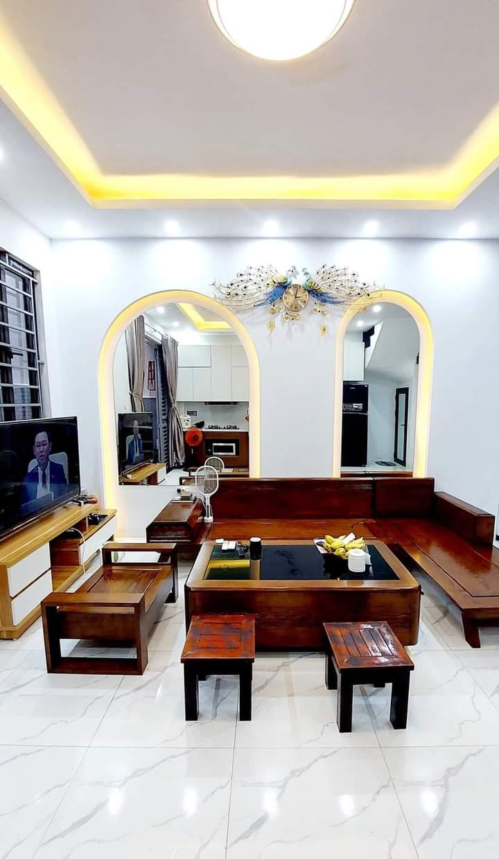 Đỗ Thuận, Hai Bà Trưng 43m2, 3 tầng, giá hơn 4 tỷ