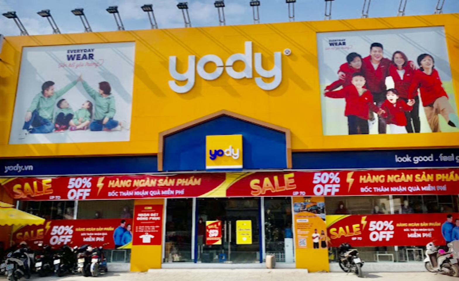 SẬP DƯỚI HẦM - BÁN TÒA 2 TẦNG MẶT TIỀN TÔN ĐỨC THẮNG - TRUNG TÂM LIÊN CHIỂU - NGANG 8,5M.