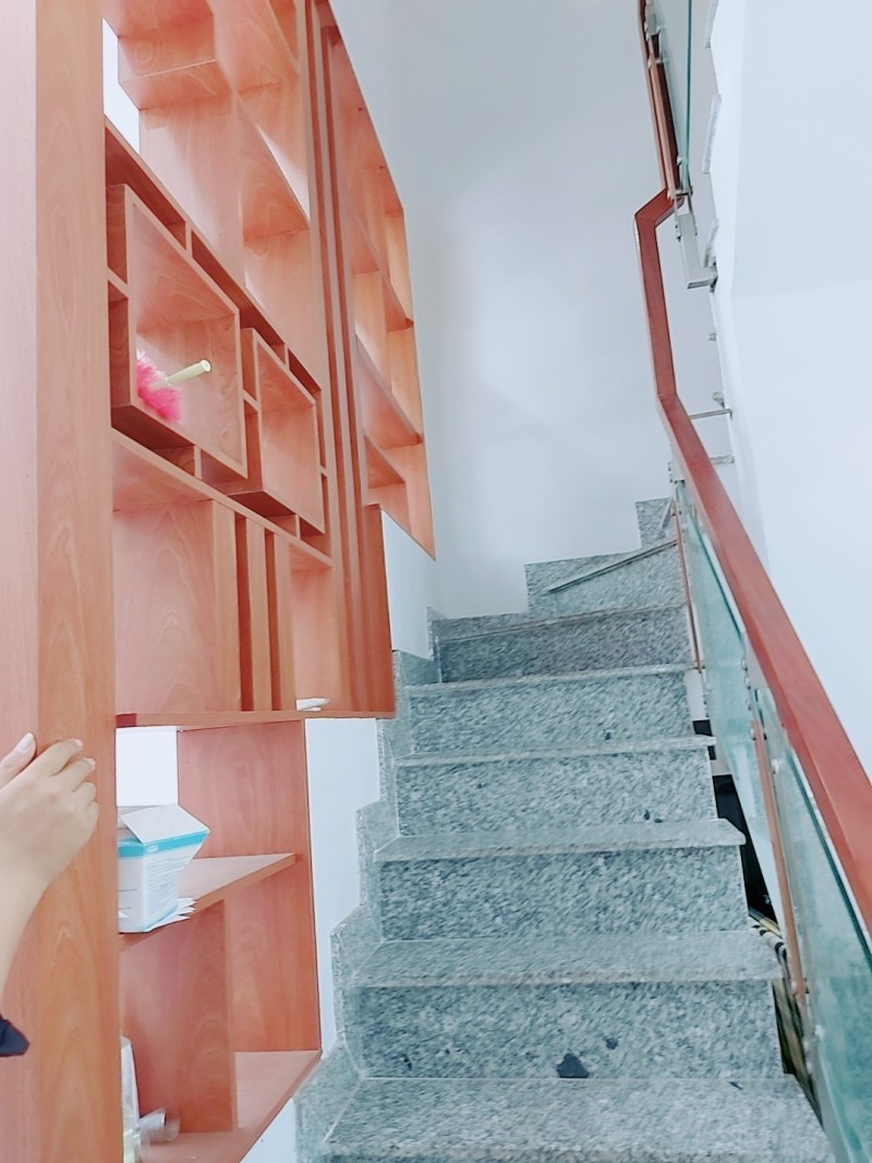 Bán nhà HXH gần Ba Tháng Hai, Quận 11, 30m2, 3 tầng, sẵn dòng tiền, chỉ 4 tỷ nhỉnh.