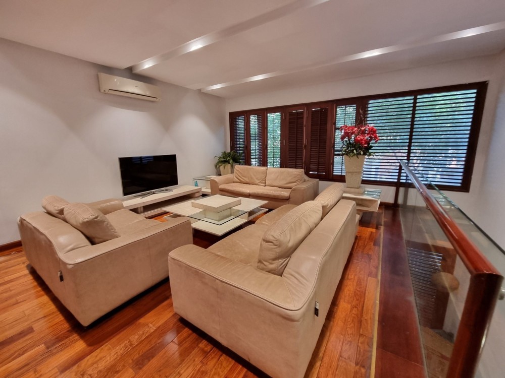 BÁN NHÀ SIÊU PHẨM KĐT MỸ ĐÌNH 1 PHÂN LÔ Ô TÔ 100M2 MẶT TIỀN 8M GIÁ 28 TỶ.