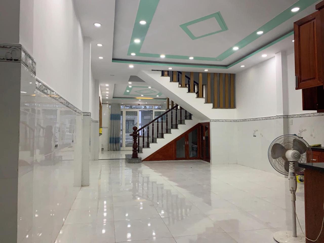 Bán nhà Phan Huy Ích PHƯỜNG 14 Quận Gò vấp, 3 tầng, đường 3m, giá giảm còn 7.2 tỷ.