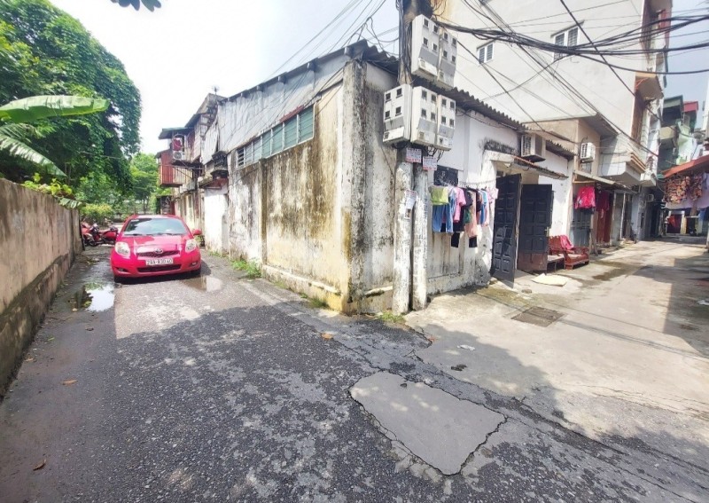 ĐẤT NGUYỄN CAO LUYỆN (NGÔ GIA TỰ) VỊ TRÍ ĐẮC ĐỊA - MẶT NGÕ Ô TÔ TRÁNH - KINH DOANH GÌ CŨNG ĐƯỢC - SAU 1 NHÀ RA PHỐ.