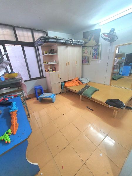 RẺ NHẤT QUẬN ĐỐNG ĐA DT:20M2 4 TẦNG GIÁ: 1.65 TỶ 3 NGỦ 50M BƯỚC RA MẶT PHỐ, NGÕ NÔNG.