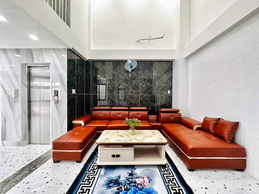 Siêu Phẩm Phan Văn Trị Gò Vấp Giáp Bình Thạnh Có Thang Máy Nhỉnh 8 Tỷ.