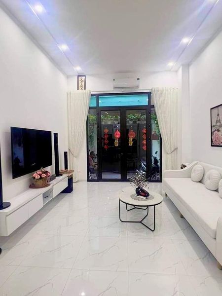 CẦN BÁN NHÀ 4 TẦNG MẶT NGÕ THÔNG 20M RA MẶT PHỐ- DT60M2 MT: 4M GẦN MẶT PHỐ TÔN ĐỨC THẮNG PHƯỜNG HÀNG BỘT QUẬN ĐỐNG ĐA.